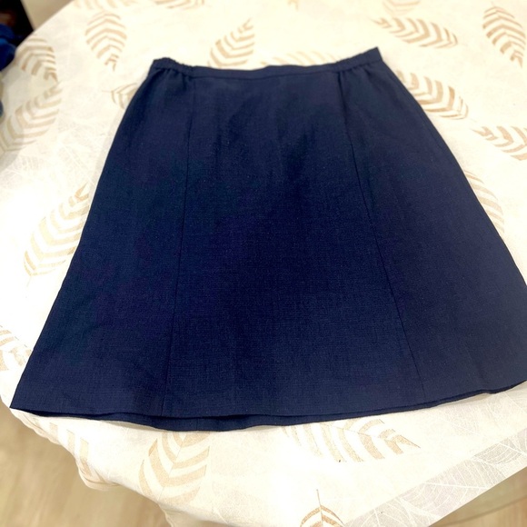 Elegant Navy Blue Women's Skirt - Picture 1 of 7